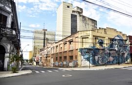 El desolador centro histórico de Asunción es el reflejo del escenario económico, de numerosas empresas en quiebra.