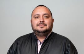 En 2025, la Presidencia acreditó a Villaverde como “staff”.
