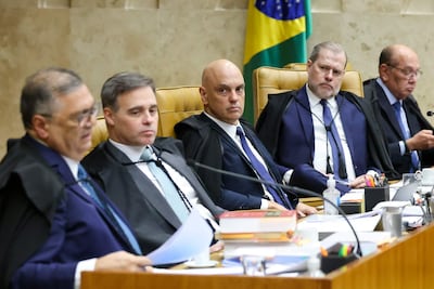 De izquierda: los integrantes del Supremo Tribunal brasileño Flávio Dino, André Luiz de Almeida Mendonça, Alexandre de Moraes, José Antonio Dias Toffoli y Gilmar Mendes.
