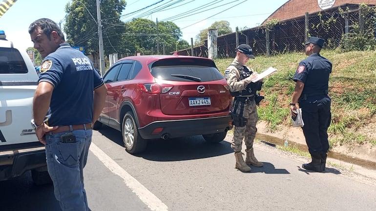 Hallan abandonada camioneta del ciudadano pakistaní que fue asesinado en Capiatá.