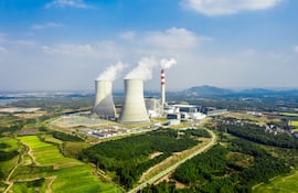 Paraguay proyecta su futuro energético con un plan de energía nuclear.