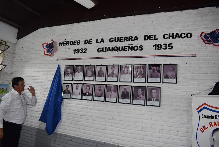 Durante el acto los organizadores del evento rindieron un significato homenaje a los excombatientes de la guerra del chaco con la fotografia de varios de los protagonistas