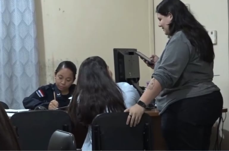La Comisaría Tercera de Asunción recepcionó la mayoría de las denuncias de robo por parte de personas que concurrieron a los festejos en el microcentro.