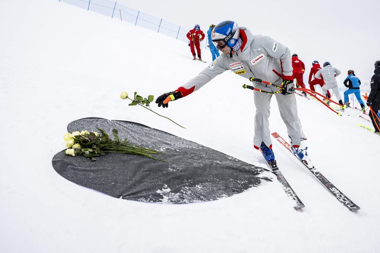 Según Frontiers, sumar 2 cm al contorno del traje reduce la resistencia al aire un 4% y permite ganar hasta 5,8 metros de distancia en el salto.