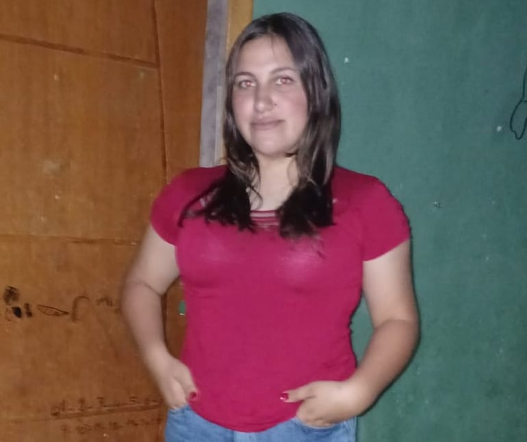 La joven universitaria de 19 años, Yeni Casco, quien perdió la vida días después de una aparente negligencia de un inyectable.