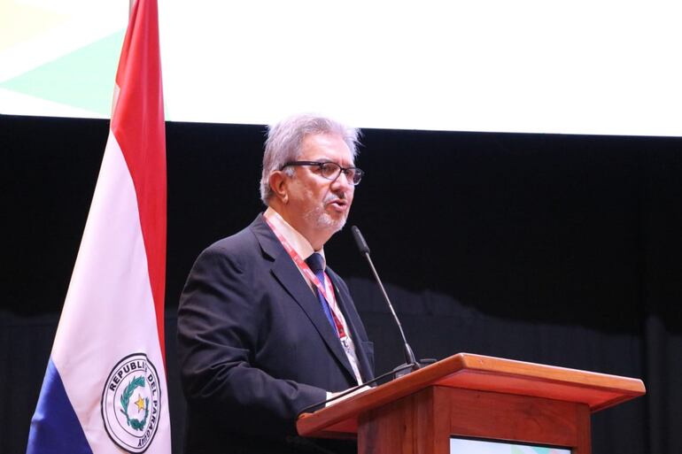 El Ing. Enrique Duarte, titular de la Unión Industrial Paraguaya (UIP), da un claro mensaje en esta fecha de celebración.