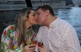 La diputada cartista Johana Vega y su pareja, el actual titular de Petropar, Eddie Jara.