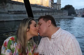 La diputada cartista Johana Vega y su pareja, el actual titular de Petropar, Eddie Jara.