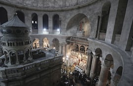 Celebración de la Pascua en el Santo Sepulcro. Al igual que el año pasado, la participación fue reducida debido a la pandemia.