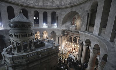 Celebración de la Pascua en el Santo Sepulcro. Al igual que el año pasado, la participación fue reducida debido a la pandemia.