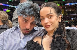 El amor entre Rauw Alejandro y Rosalía terminó.