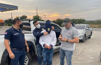 Jonnhy Paredes Gauto, supuesto "combatiente" del EPP que fue detenido esta mañana en Villeta, departamento Central.