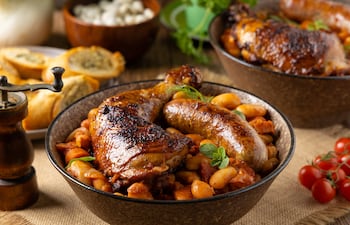 Cassoulet, plato típico del sur de Francia.