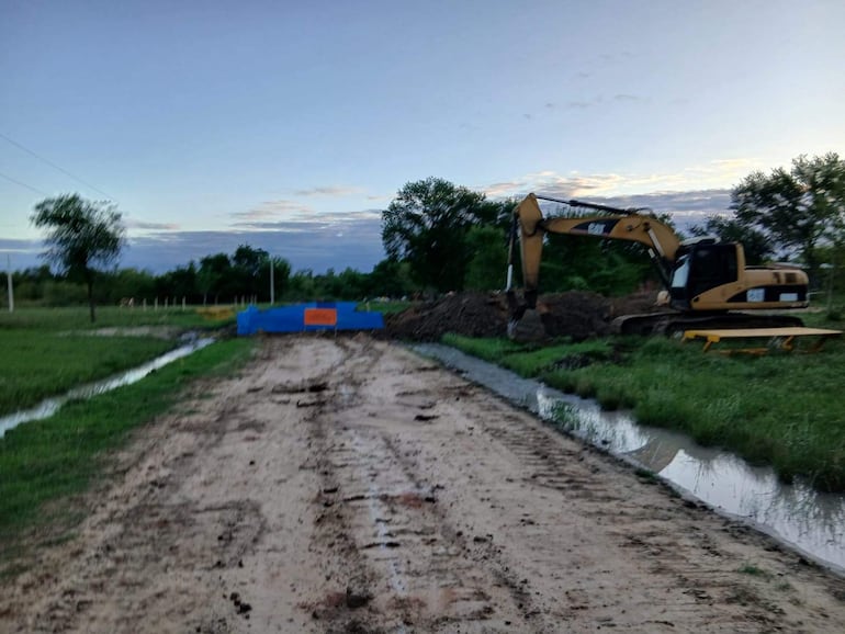 Obras de alcantarillado generan reclamos en Pilar: vecinos denuncian perjuicios y calles intransitables