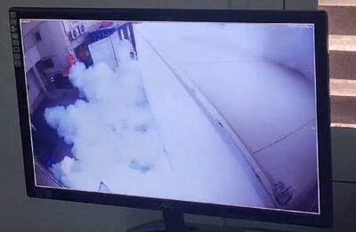 Momento de la explosión fatal de la garrafa de amoníaco en la fábrica de Ochsi en San Lorenzo.