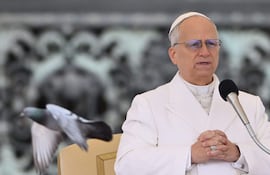 Papa Leó XIV, durante el rezo del miércoles santo, en el Vaticano.