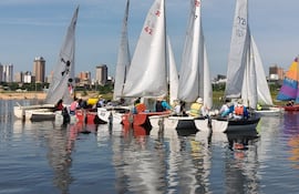 Todo preparado para la cita con la Patria, con la realización del Desfile Náutico en la Bahía de Asunción, propiciada por El Mbiguá.