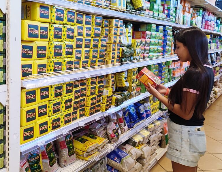 Yerba Mate Colón está presente en los supermercados y afines del país.