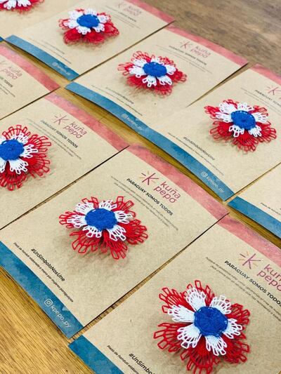 Escarapelas de ñandutí.