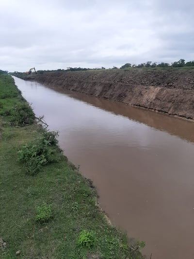 Un productor ganadero denunció a la empresa arrocera La Eladia Núcleo 2 de la zona de Zanjita por realizar canalizaciones dentro de su propiedad.