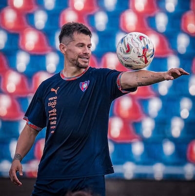 Gastón Claudio Giménez (27 de julio de 1991), experimentado futbolista de Cerro Porteño.