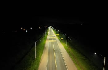 Renovación del alumbrado público en Sapucai.