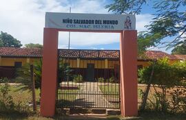 Delincuentes hurtan escuela rural y se llevan todo lo que encontraron a su paso.