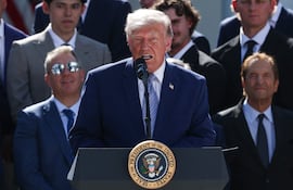 El presidente de EE. UU., Donald Trump, habla durante un evento en honor a los campeones de la Serie Mundial de 2025, los Dodgers de Los Ángeles, en el Jardín de las Rosas de la Casa Blanca en Washington D. C., EE. UU.