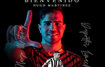 Con esta imagen, el mediocampista paraguayo, Hugo Martínez fue presentado oficialmente en el Deportes Limache,que compite en la máxima categoría del balompié chileno.