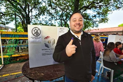 Hugo Farías (ANR-HC) ganó las internas coloradas en Luque.