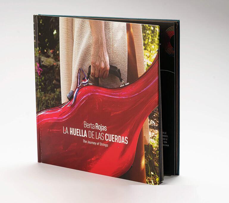 Este sábado 1 de noviembre, de 18:00 a 20:00, Berta Rojas estará en Books del Shopping Mariscal, para la firma de ejemplares de su obra.