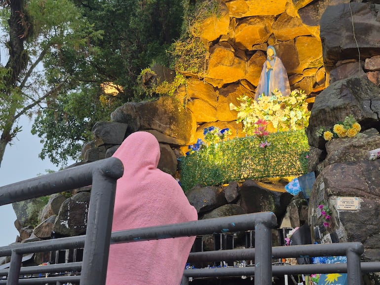 Fiesta Patronal a la Virgen de Itacuá de Encarnación.