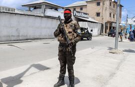 El ataque fue reivindicado por el GAIM en un comunicado difundido por su agencia de propaganda Az-Zalaqa, en el que informó de la muerte de cuatro soldados malienses y de un yihadista durante el suceso EFE/EPA/SAID YUSUF WARSAME