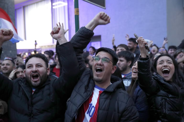 ¡Es oficial! Peña decreta feriado tras histórico triunfo de la Albirroja ante Alemania - Nacionales