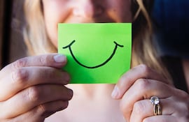 Imagen ilustrativa. El primer beso podría remontarse a 21 millones de años, según científicos británicos (foto:Kat Smith/Pexels/EFE)