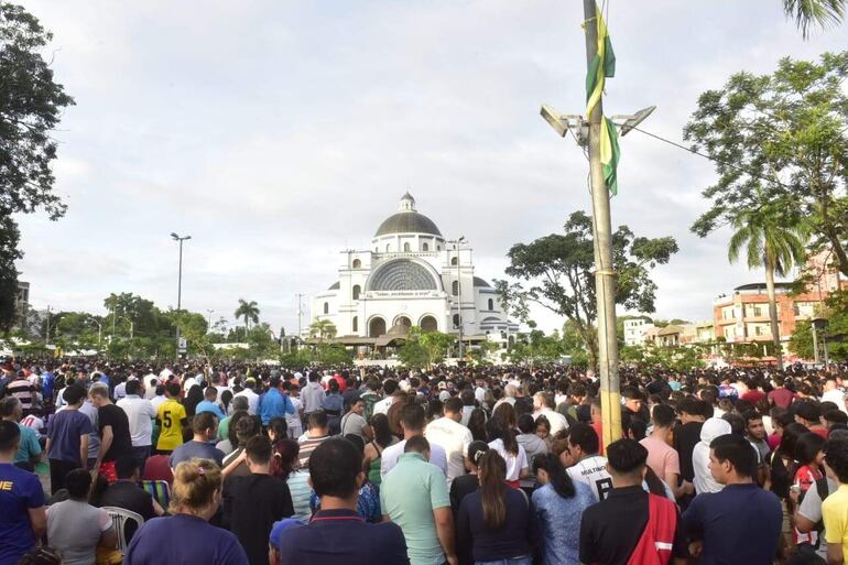 /pf/resources/images/abc-placeholder.png?d=2393