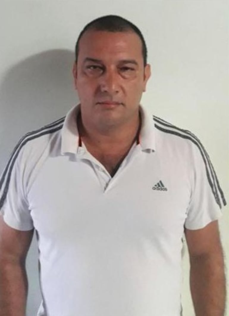 Ignacio Cubilla en el momento de su detención por la Senad, en San Pedro del Paraná, enb abril de 2018. Cubilla soporta una condena a 13 años de cárcel por narcotráfico. Hoy atacó a dos guardias con un cuchillo, y fue herido de bala.