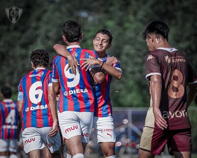Aplastante victoria de los azulgranas en Parque Guasu ante Nacional