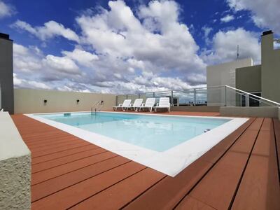 Edificio Tierra Alta "Del Maestro", donde el senador argentino Edgardo Kueider cumplirá arresto domiciliario