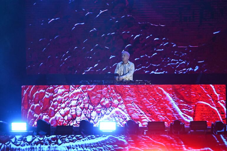 El DJ Diplo cerró la jornada en el Escenario Flow Samsung del Asuciónico.