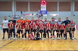 La selección ovetense ya está entre los cuatro mejores del Nacional de Fútbol de Salón. También avanzó Horqueta para el cuadrangular que se disputará en Villa Elisa, del jueves al sábado.