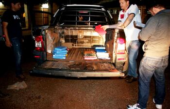 los-panes-de-cocaina-que-estaban-en-la-carroceria-de-la-camioneta-fueron-pesados-y-dieron-20-kilos-con-795-gramos--234038000000-1574232.jpg