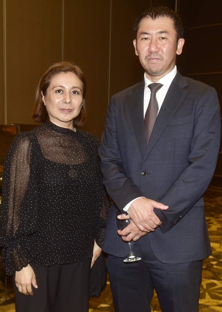 Jacqueline Morán y Takuma Inoue.