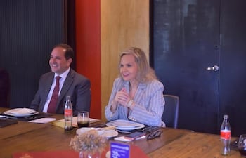 Arnaldo Samaniego y lilian samaniego con Capadei