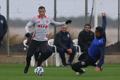 Alan Max Benítez, marcador de punta paraguayo del Inter de Porto Alegre, que enfrentará al Gremio en el clásico gaúcho.