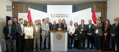 Conferencia de prensa en Mburuvicha Roga, tras la reunión con el Consejo Asesor Empresarial del Ministerio de Industria y Comercio, sobre el tema de energía.
