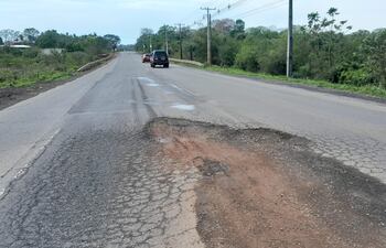 El Estado mantuvo en estado de abandono la ruta PY01 durante años, por lo que actualmente se encuentra en pésimo estado.