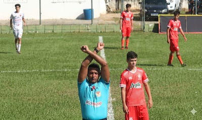 El árbitro Marcos Roberto de Jesus Nunes