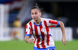 La delantera paraguaya Claudia Martínez Ovando (18 años), está llamada a ser una de las grandes figuras del certamen continental de selecciones.