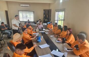 Los concejales aceptaron la renuncia del intendente y eligieron a su reemplazo.